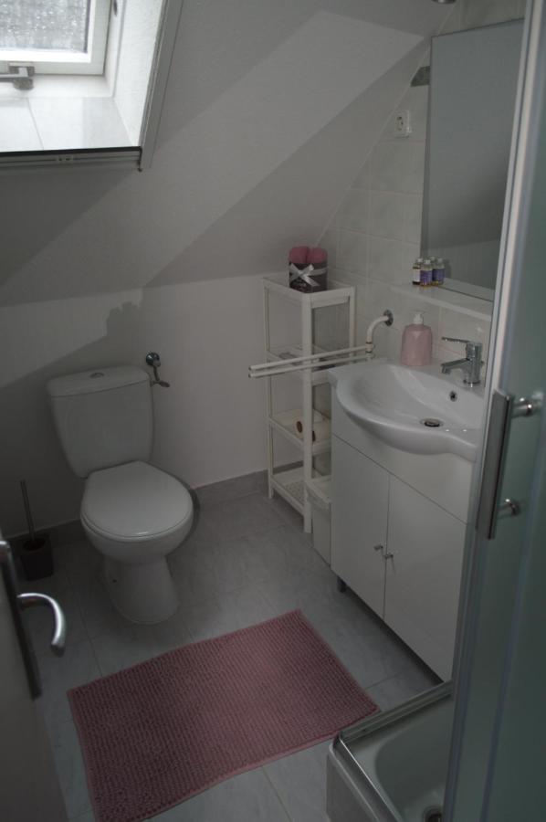 Bed and Breakfast Rebeka Panzio Тихань Екстер'єр фото