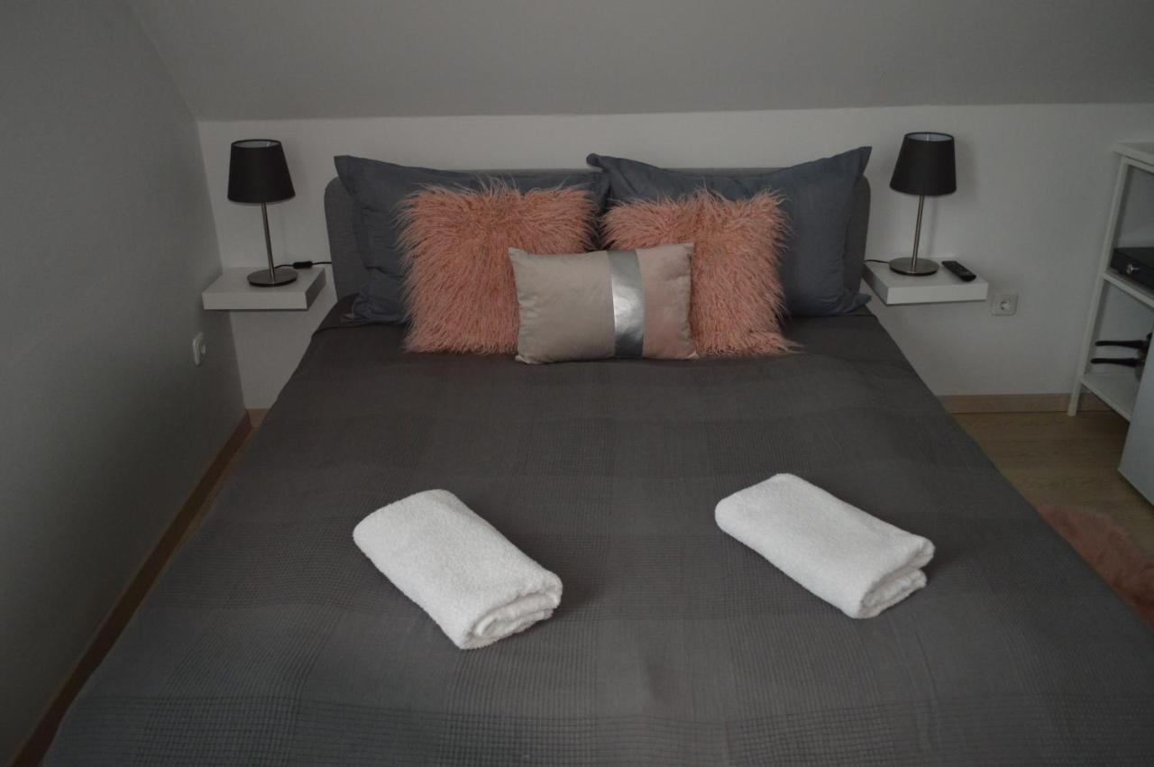 Bed and Breakfast Rebeka Panzio Тихань Екстер'єр фото